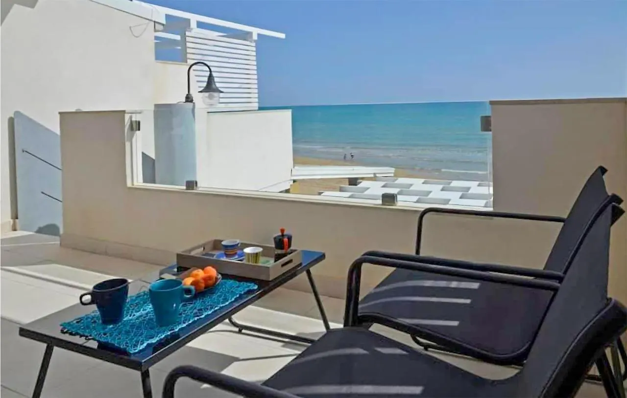 Awesome Apartment In Scicli With Kitchen 0*,