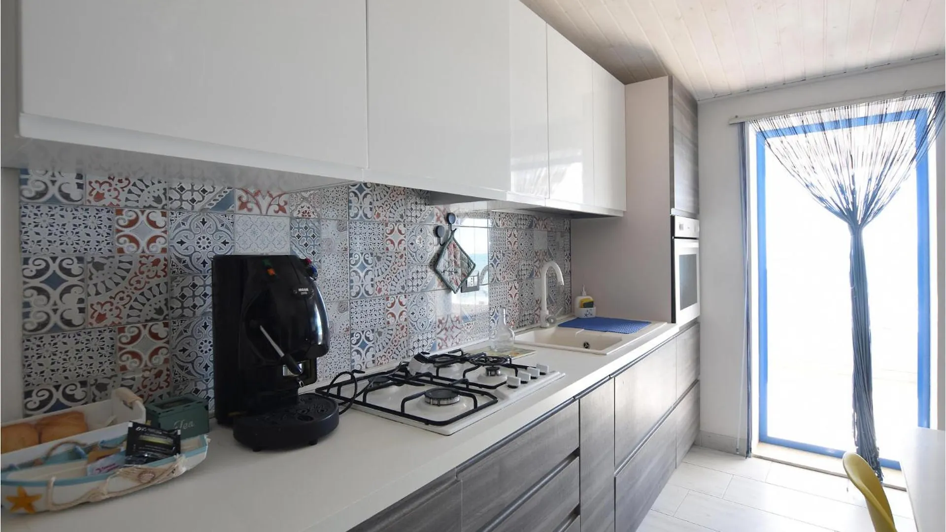 Awesome Apartment In Scicli With Kitchen
