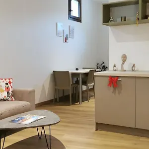  Appartamento Modern Renovated Apt In Center